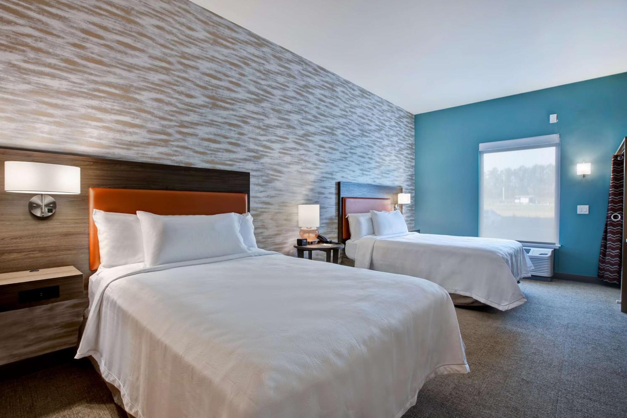 Hotel Home2 By Hilton Charlotte Northlake 3*